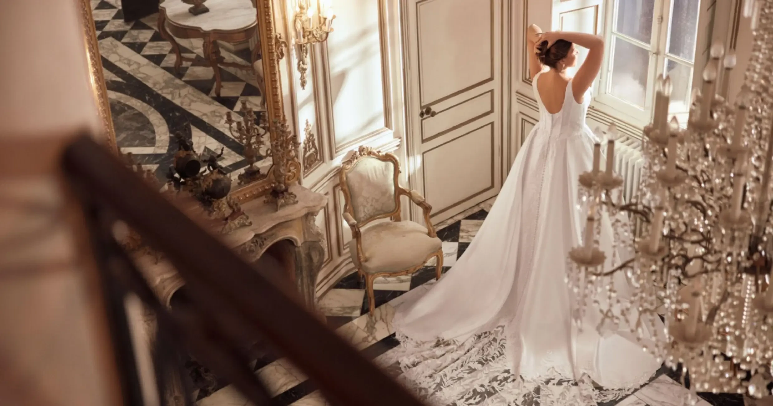 Entrance Into Lili Bridal Store With Logo On Wall.