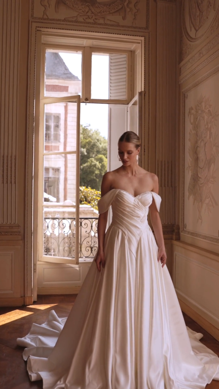 Moonlight Bridal J6959 Default Thumbnail Image